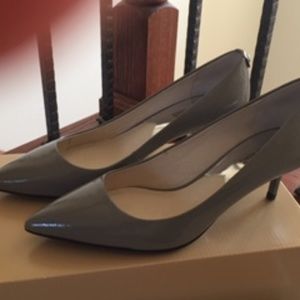 Michael Kors 7.5 Steel Gray Dress Shoes in Box